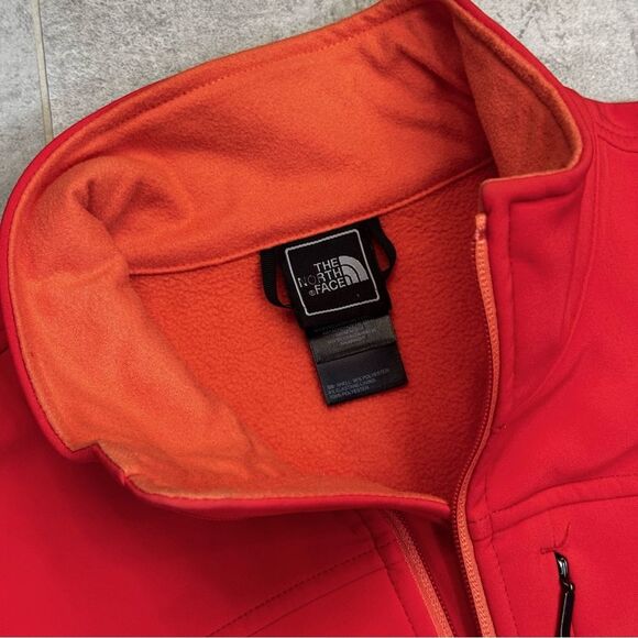 The North Face Apex Bionic Jacket - Women's Large - Coral Pink - Picture 2 of 15